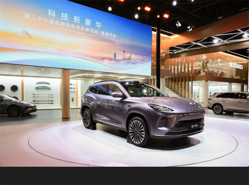 星途ET5，智能化成家庭出行“定心丸”